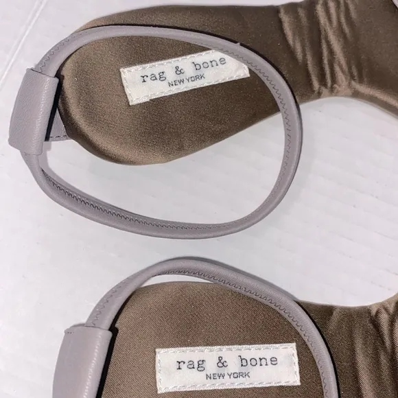 Rag and bone Ellory packable sandals size 39.5 size 9 sandals like new condition