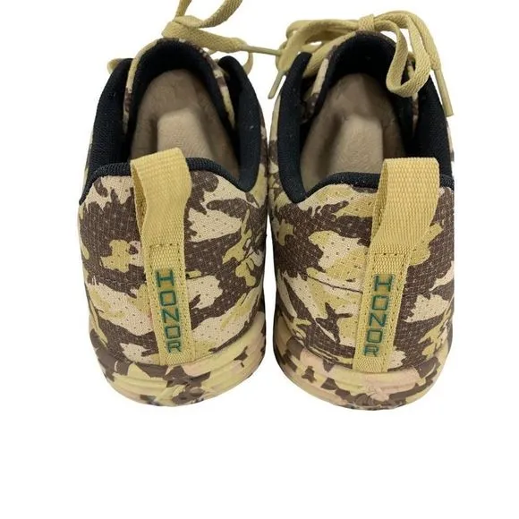 Rare men’s LIUID camo print athletic shoes sz 9 1748 Designer Collector