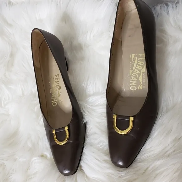 RARE Vintage Salvatore Ferragamo Couture Gancini Shoes Heels Low Walking Spring