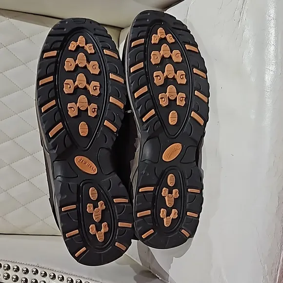 Red head hiking boots