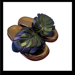 ❕SALE❕ FARM Rio Monstera Anatomic Slide Sandals