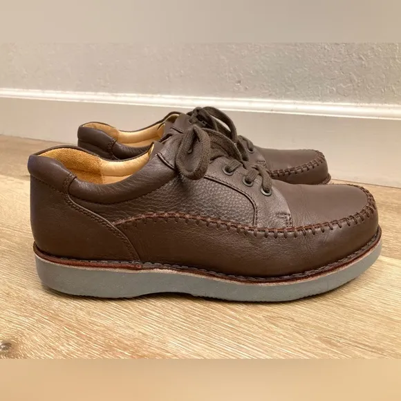Samuel Hubbard Mudguard Mens Oxford Brown Leather Comfort Walking Shoes Size 10W