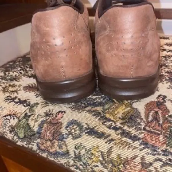 SAS Walk Easy - Lace Up Walking Shoes, Color- Chocolate, sz 9.5