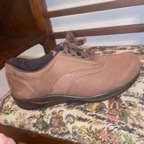 SAS Walk Easy - Lace Up Walking Shoes, Color- Chocolate, sz 9.5
