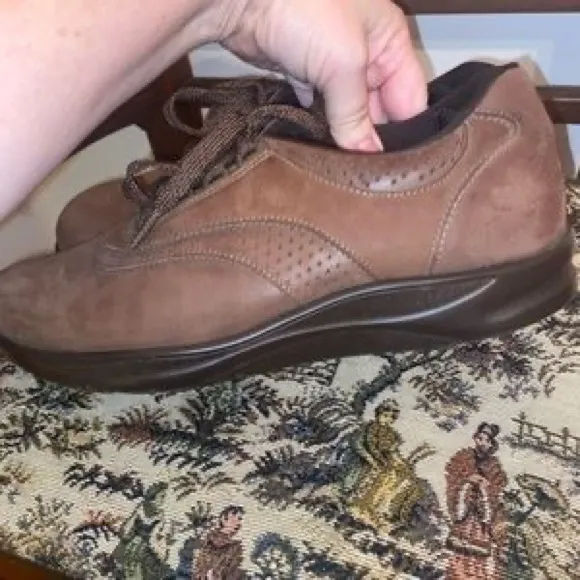 SAS Walk Easy - Lace Up Walking Shoes, Color- Chocolate, sz 9.5