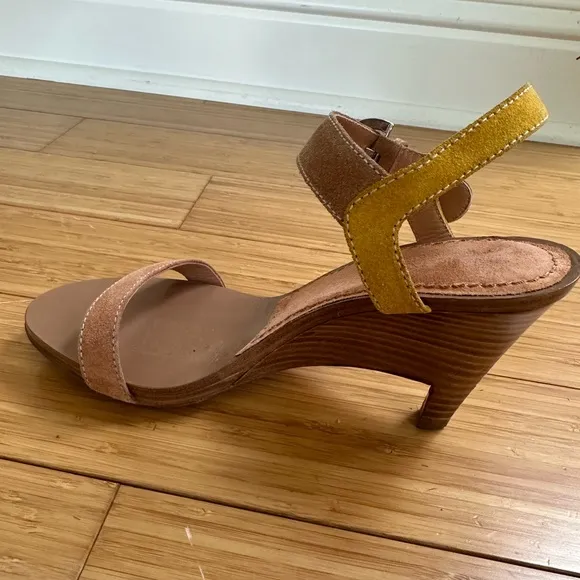 Sergio Rossi Suede Sandal Size 36.5