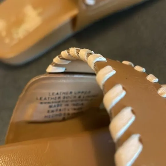 Seychelles Catch a wave Whipstitched Sandals size 9