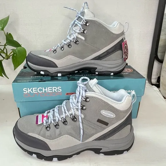 SKECHERS Trego Women's Memory Foam Waterproof‎ Hiking Boot, Gray,  9M