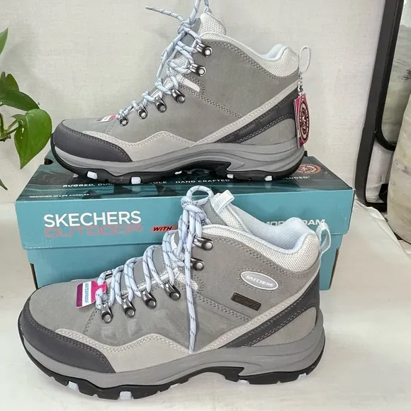 SKECHERS Trego Women's Memory Foam Waterproof‎ Hiking Boot, Gray,  9M