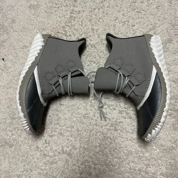 Sorel Out N About Duck Boots Womens Size 7.5 Waterproof Silver / Grey Gray