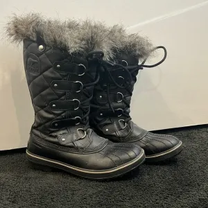 Sorel Women’s Tofino II Snow Boots Black Waterproof Lace Up faux Fur Trim 9