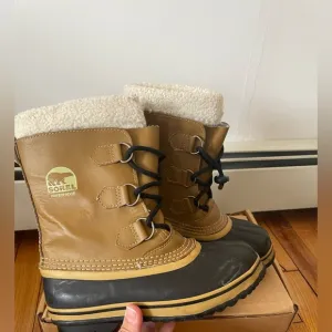 Sorel Yoot Pac Youth Size 3 Tan Brown Winter Snow Waterproof Boots