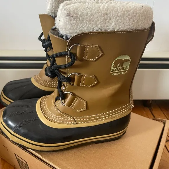 Sorel Yoot Pac Youth Size 3 Tan Brown Winter Snow Waterproof Boots