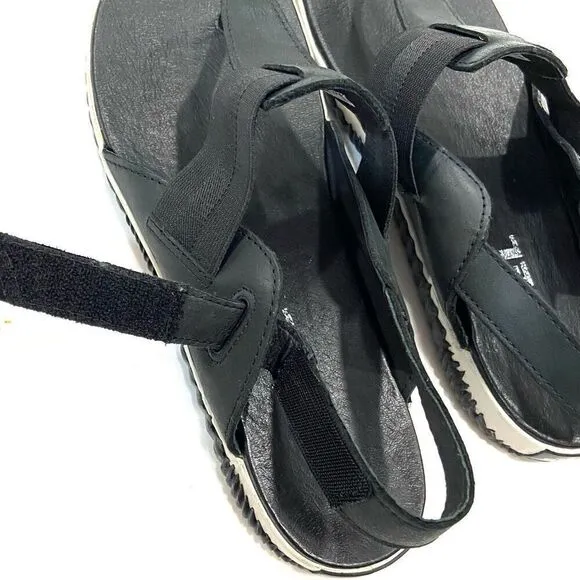 SOREL Thong Sandals