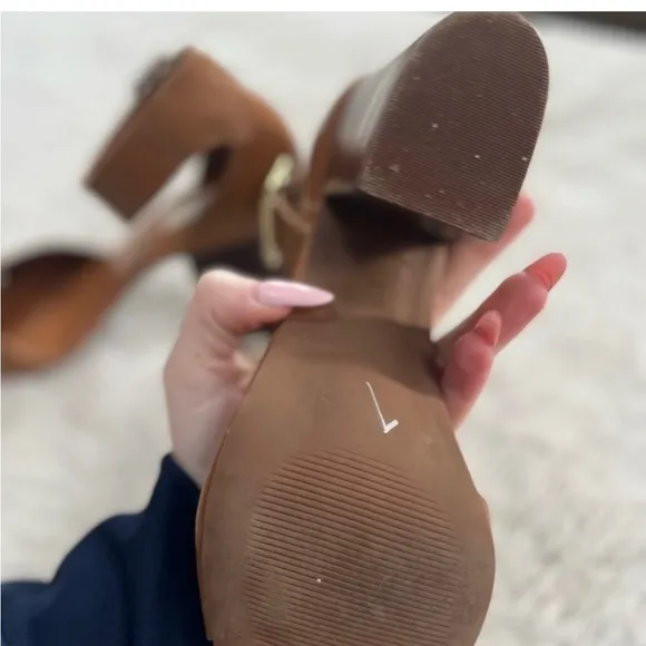 Steve Madden Brown Leather Sandals