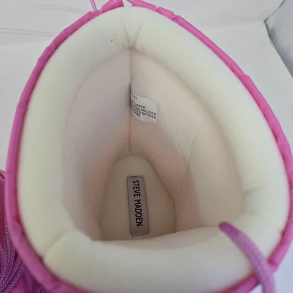 Steve Madden Mav Moon Boots NEW (no box) Pink Size Medium 7/8 Snow Winter