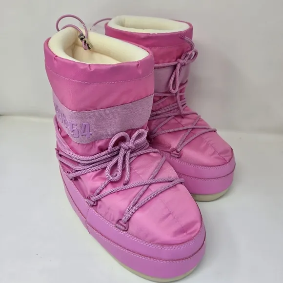 Steve Madden Mav Moon Boots NEW (no box) Pink Size Medium 7/8 Snow Winter