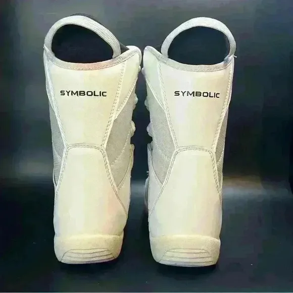 Symbolic ultra light ski/snowboard boots size M6/W7/Y5.5