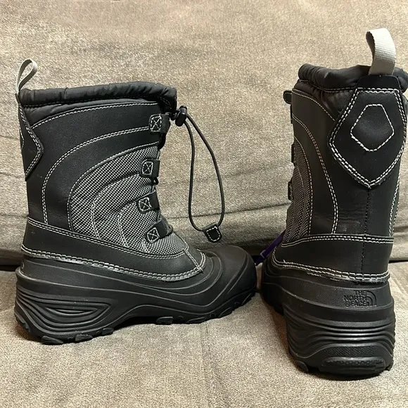 🥰🥰The North Face Alpenglow Snow Boots🥰🥰