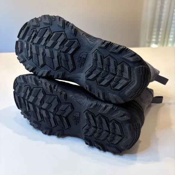 The North Face Alpenglow V Waterproof Gray‎ Black Winter Snow Boots US Size 5