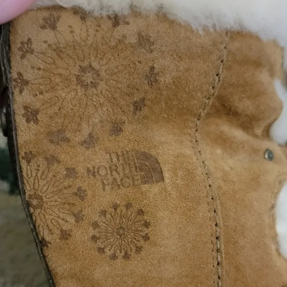 The North Face Womens Abby III Apre Boots Shearling Sherpa Leather size 8