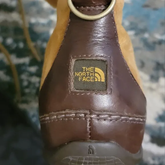 The North Face Womens Abby III Apre Boots Shearling Sherpa Leather size 8