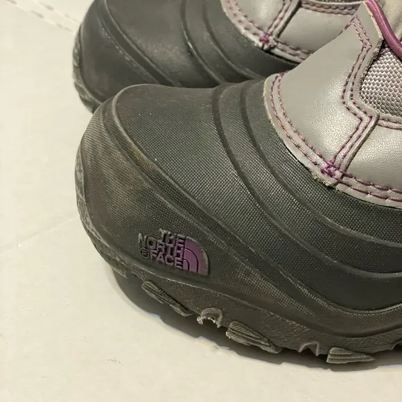 The North Face Youth Therma Felt Winter Waterproof W/ Insulation Boots Size 2