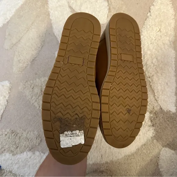 Toms Brown Yellow Suede Hiking Boots sz 9