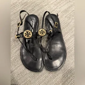 Tory Burch black sandals in excellent condition size 7