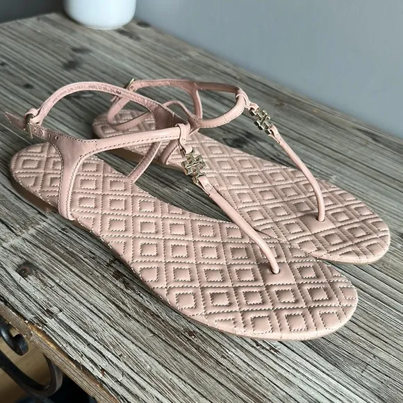 Tory Burch Marion Quilted Sandals size 8 great condition like new