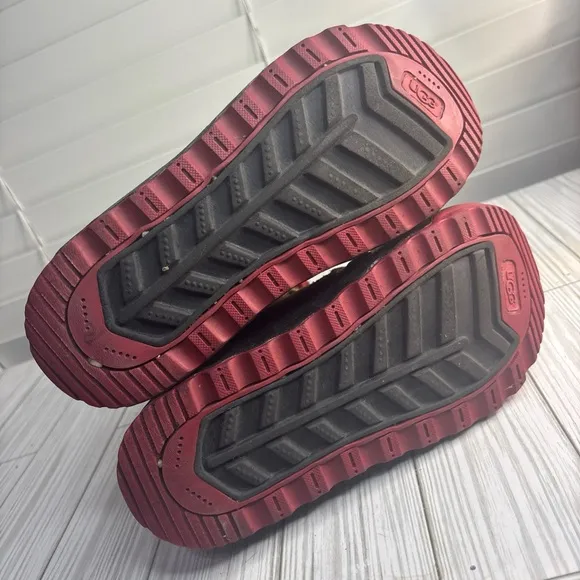 UGG Ludvig Kids Waterproof Snow Boots Sz 1