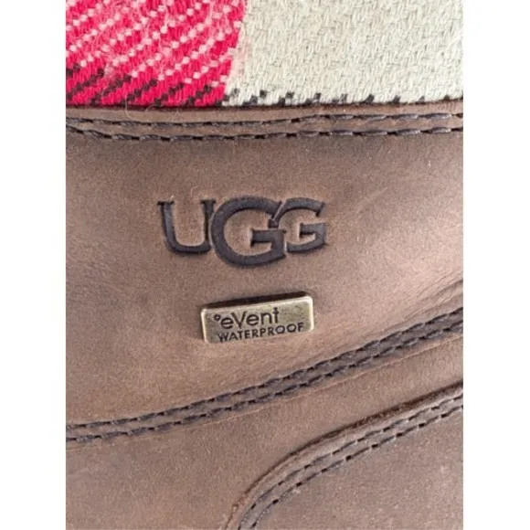 UGG Snow Boots Adirondack Buffalo Plaid Faux‎ Fur Waterproof  Brown Women 5 New