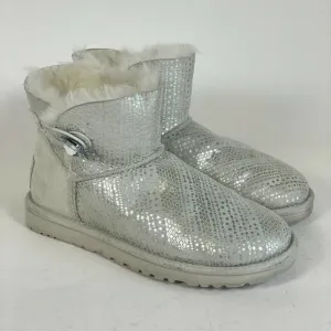 UGG Womens Bailey Button Bling Sheepskin Boots Silver Sz 5 Fur Trim Suede Mid