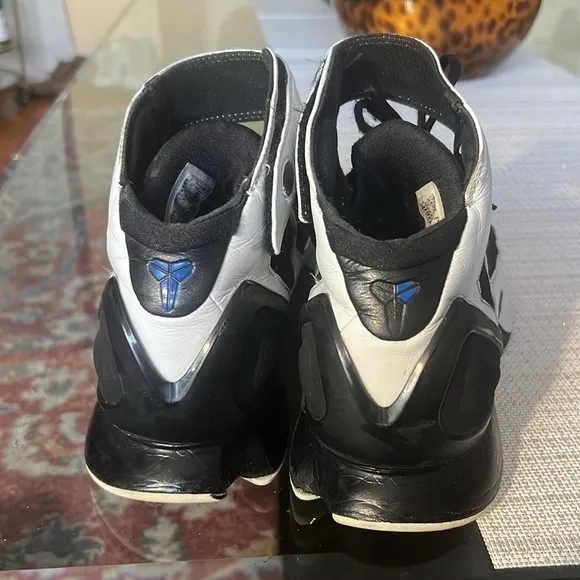 USED!!! NIKE ZOOM HUARACHE KOBE EDITION SIZE13