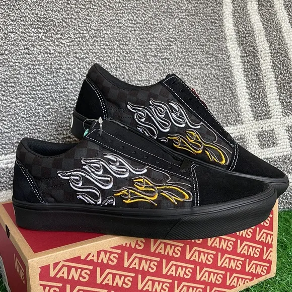 Vans Comfycush Ignition Black/Black WMNS sneakers - athletic shoes