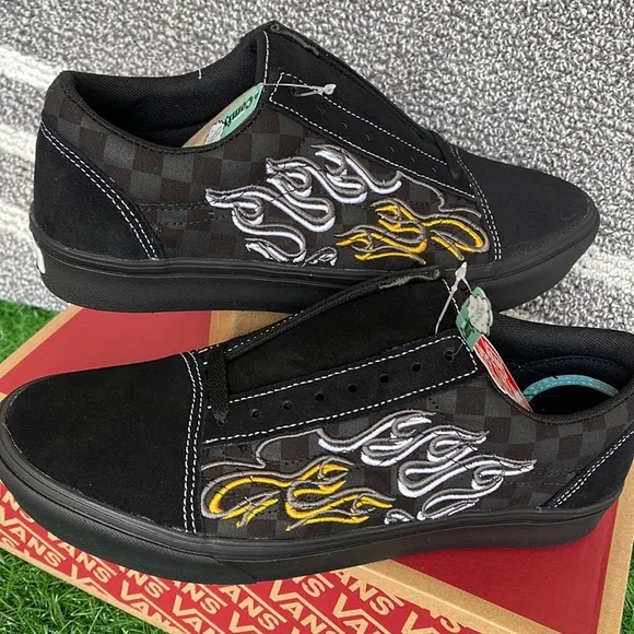 Vans Comfycush Ignition Black/Black WMNS sneakers - athletic shoes