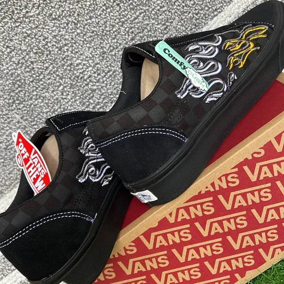 Vans Comfycush Ignition Black/Black WMNS sneakers - athletic shoes