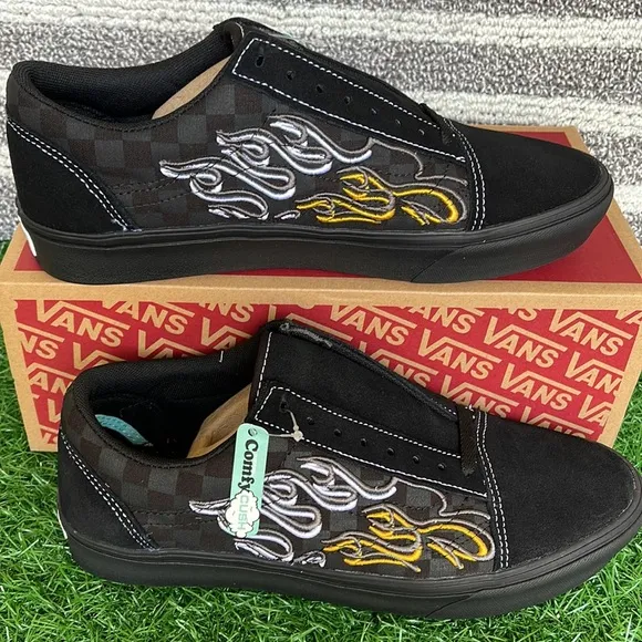 Vans Comfycush Ignition Black/Black WMNS sneakers - athletic shoes
