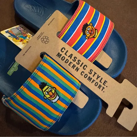 Vans Kids x Sesame Street striped sandals Size 5