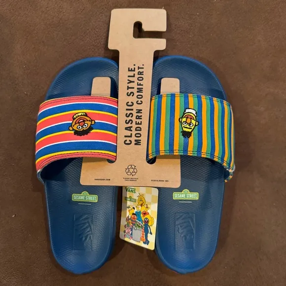 Vans Kids x Sesame Street striped sandals Size 5