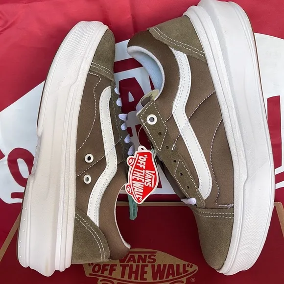 Vans Men’s Old Skool OverWalnutVN0A7Q5E1NUplatforms - sneakers