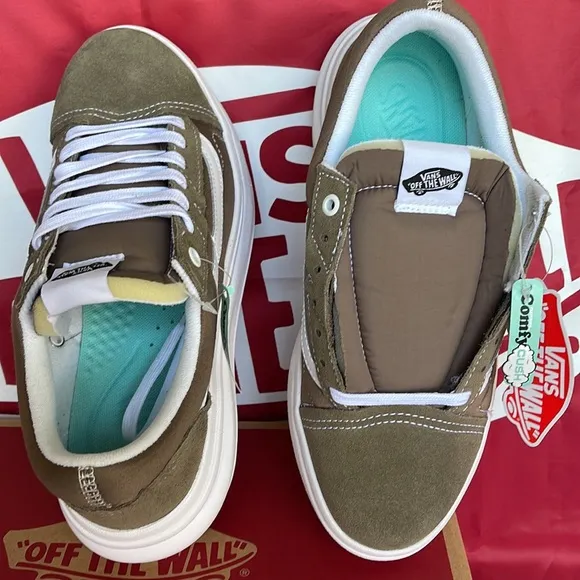 Vans Men’s Old Skool OverWalnutVN0A7Q5E1NUplatforms - sneakers