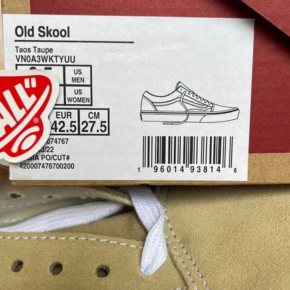 Vans Men’s Old SkoolTaos TaupeVN0A3WKTYUUSneakers G