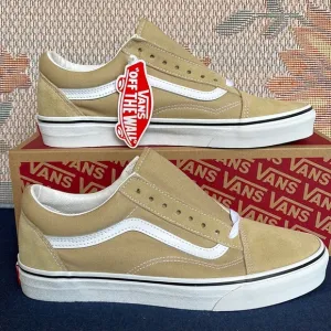 Vans Men’s Old SkoolTaos TaupeVN0A3WKTYUUSneakers G