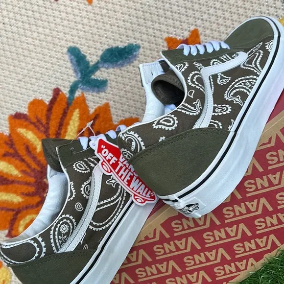 Vans Old School Peace Paisley Grape Leaf Men’s sneakers - athletic shoes
