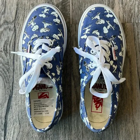 Vans Shoes Blue Peanuts Authentic Snoopy Sneakers Kids Size 13 Trainers Lace up