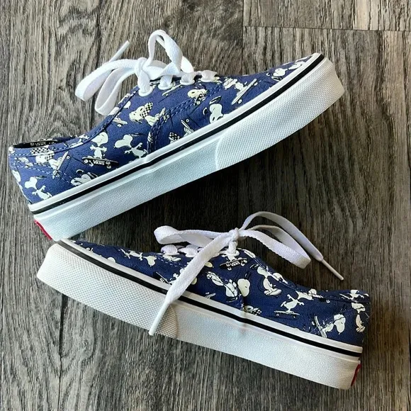 Vans Shoes Blue Peanuts Authentic Snoopy Sneakers Kids Size 13 Trainers Lace up