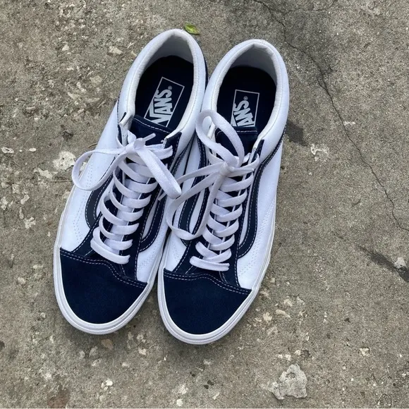 Vans Style 36 Classic Sport Shoes Mens 10.5 Women’s 12.5 White Navy Sneakers