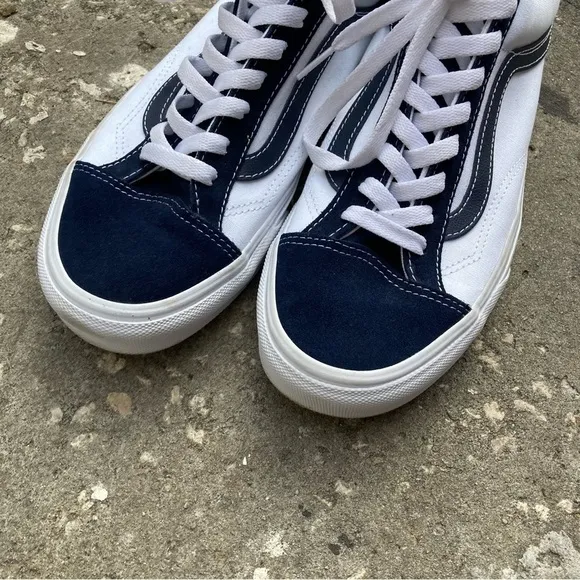 Vans Style 36 Classic Sport Shoes Mens 10.5 Women’s 12.5 White Navy Sneakers
