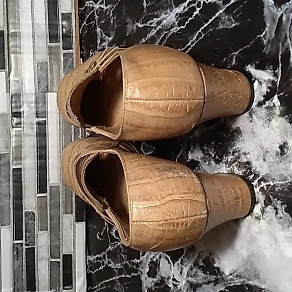 Vintage 1970s ladies hello dress shoes 9